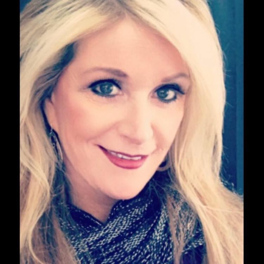 Meet your Posher, Deborah